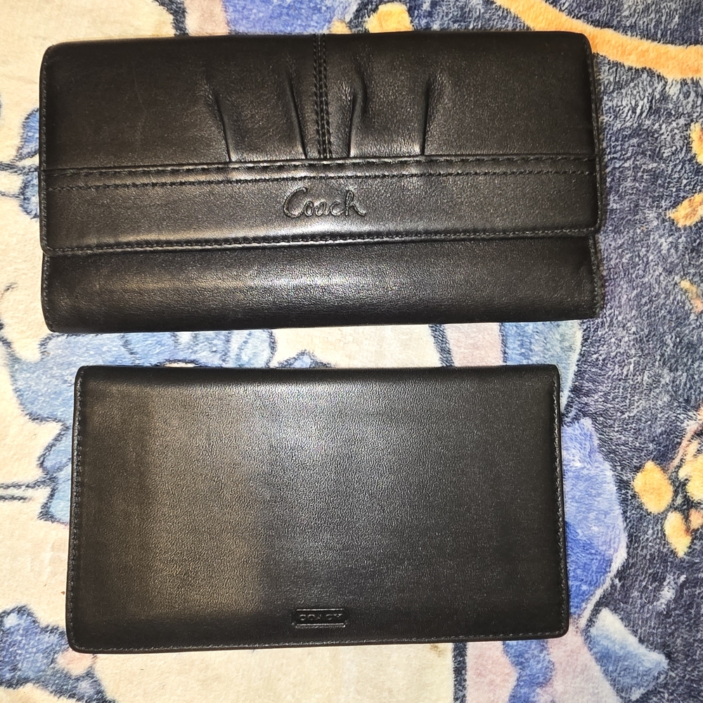 Coach Elegant Black Leather Wallet & Checkbook Cover Set - Picture 1 of 7